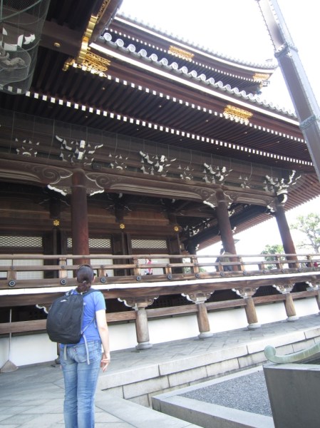 Higashi-Hongan-ji temple - it is BIG.