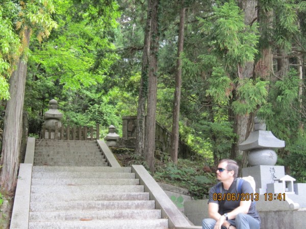 Koya-san: Entering Okunoin Cemetery.