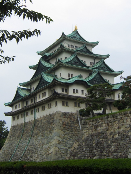 Nagoya-jo in all its reconstructed awesomeness.