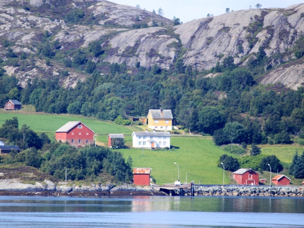Cruising past some tiny villages.
