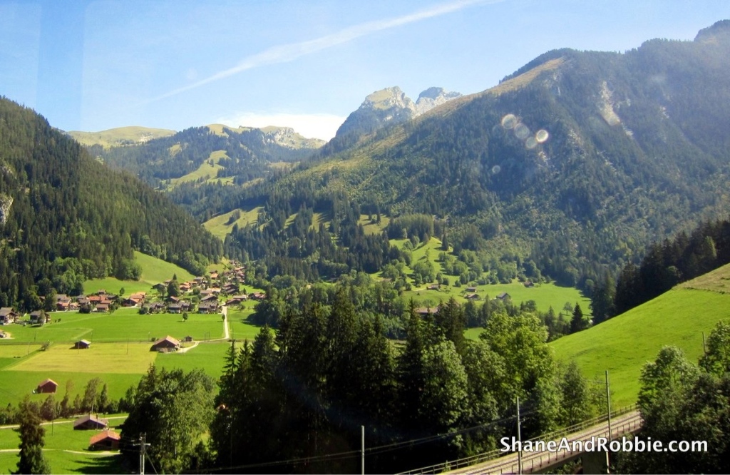 Views back down towards Zweisimmen.